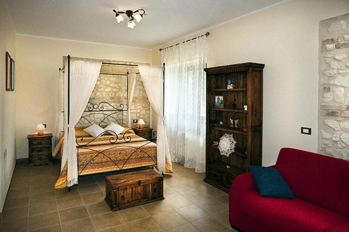Il Poggio Dei Pettirossi Apartman Pettorano sul Gizio Kültér fotó