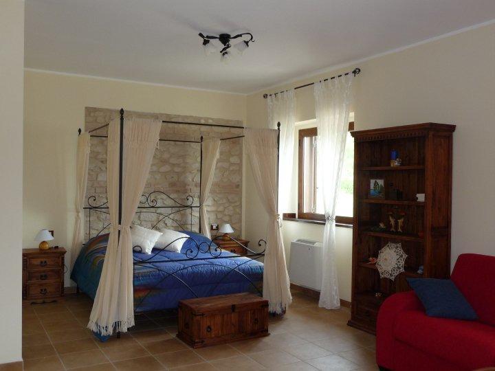 Il Poggio Dei Pettirossi Apartman Pettorano sul Gizio Kültér fotó